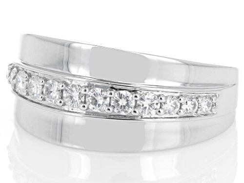 Pre-Owned MOISSANITE FIRE® 0.44CTW DEW ROUND PLATINEVE® RING - Size 5