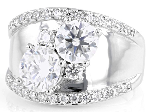 Pre-Owned MOISSANITE FIRE® 2.88CTW DEW ROUND BRILLIANT PLATINEVE® RING - Size 6