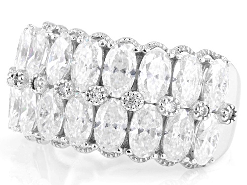 Pre-Owned MOISSANITE FIRE® 5.31CTW DEW OVAL AND ROUND BRILLIANT PLATINEVE® RING - Size 9