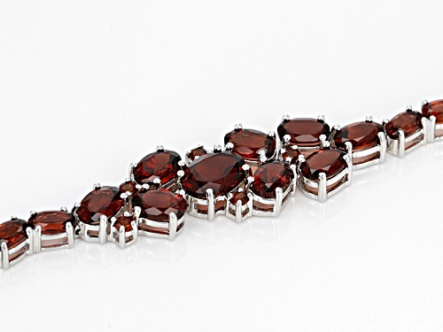 Pre-Owned 10.13ctw Oval And Round Vermelho Garnet™ Rhodium Over Sterling Silver Bracelet - Size 8