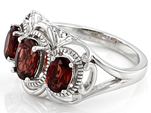 Pre-Owned 1.96ctw Oval Vermelho Garnet(TM) Rhodium Over Sterling Silver 3-Stone Ring - Size 8.5