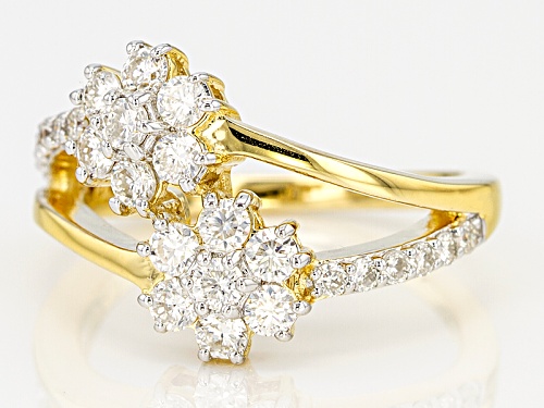 Pre-Owned Moissanite Fire® .94ctw Dew Round 14k Yellow Gold Over Silver Ring - Size 7