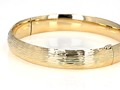 Pre-Owned 14K Yellow Gold Lined Cut Design Hinged Bracelet 7 Inches - Size 7.5