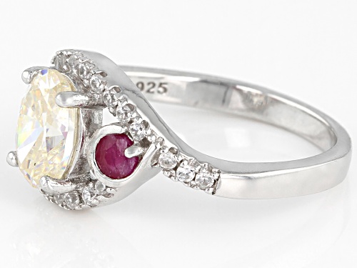 Pre-Owned 1.75CT STRONTIUM TITANATE & .30CTW MOZAMBIQUE RUBY & .22CTW ZIRCON SILVER RING - Size 8