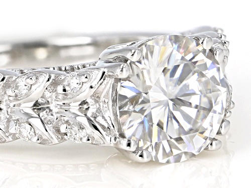 Pre-Owned MOISSANITE FIRE® 2.14CTW DEW ROUND PLATINEVE® RING - Size 10