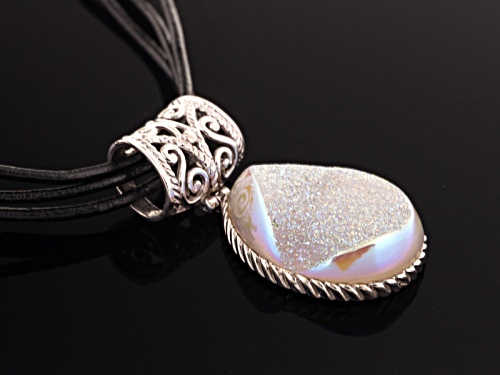 Pre-Owned Pear Shape White Drusy Sterling Silver Pendant With Triple Strand Leather Cord