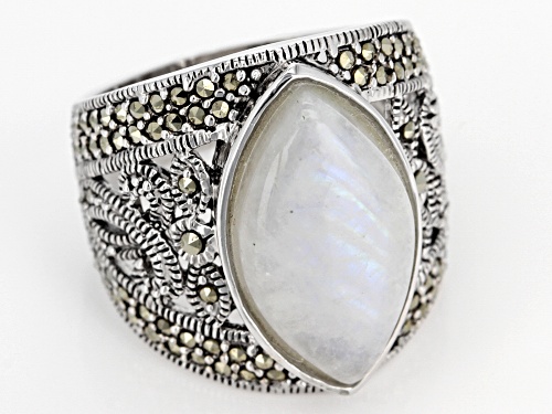 Pre-Owned 18X10MM MARQUISE RAINBOW MOONSTONE WITH ROUND GRAY MARCASITE STERLING SILVER RING - Size 7