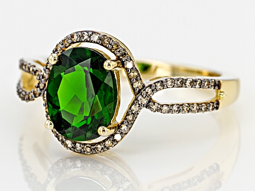 Pre-Owned 1.70ct Oval Russian Chrome Diopside With .22ctw Round Champagne Diamond 10k Yellow Gold Ri - Size 7