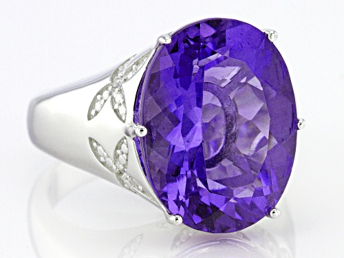 Pre-Owned 8.50ct Color Change Fluorite with .04ctw White Zircon Rhodium Over Sterling Silver Ring - Size 7