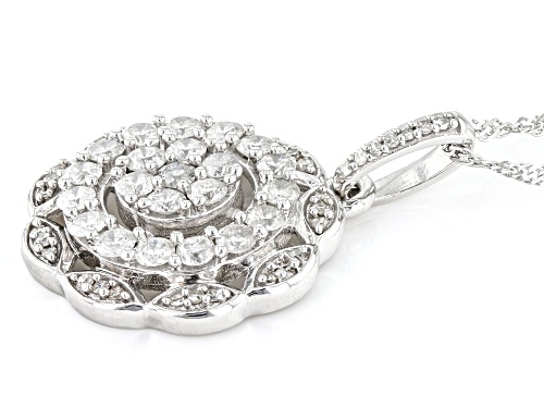 0.90ctw Round White Diamond 10k White Gold Cluster Pendant With 18