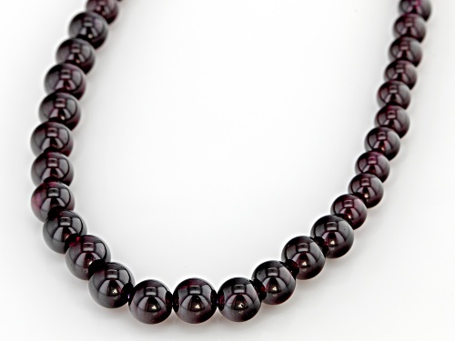 137.20ctw graduated 4mm-6mm round raspberry color rhodolite bead strand, sterling silver necklace - Size 19