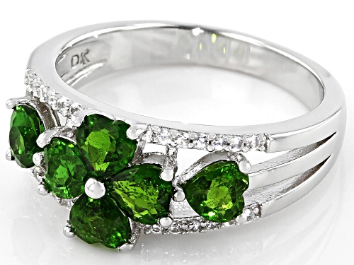 1.43ctw Heart Shape Chrome Diopside With .10ctw White Zircon Rhodium Over Silver Clover Band Ring - Size 8