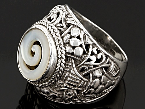 Artisan Gem Collection Of Bali™ 13mm Round Carved White Mother Of Pearl Silver Swirl Ring - Size 7