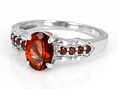 .90ct Oval Red Labradorite With 0.27ctw Round Vermelho Garnet Rhodium Over Sterling Silver Ring - Size 7