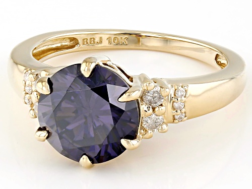 3.50ct Purple Strontium Titanate With 0.16ctw White Diamond 10k Yellow Gold Ring - Size 6