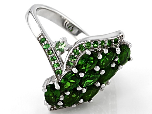 1.91ctw Oval Chrome Diopside With 0.38ctw Round Tsavorite Rhodium Over Sterling Silver Ring - Size 8