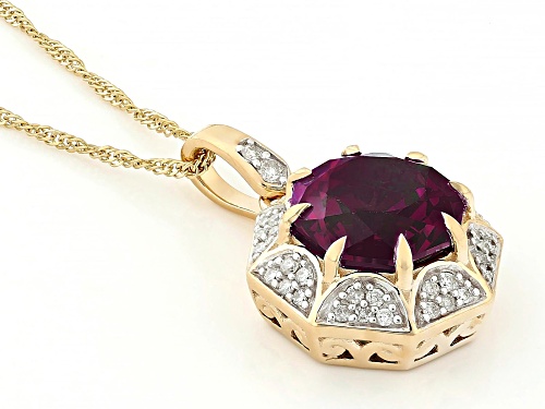 3.00ct Lab Alexandrite And 0.18ctw White Diamond 10k Yellow Gold Vintage Inspired Pendant With Chain