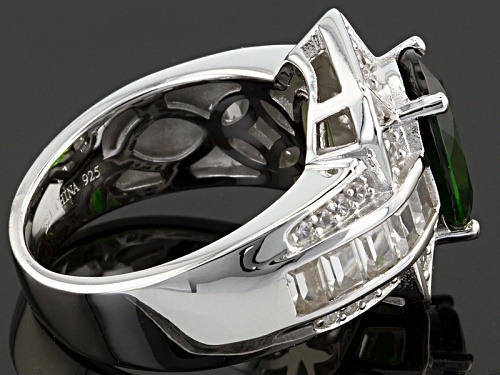 2.17ct Oval Chrome Diopside With 1.27ctw Baguette And Round White Zircon Sterling Silver Ring - Size 11