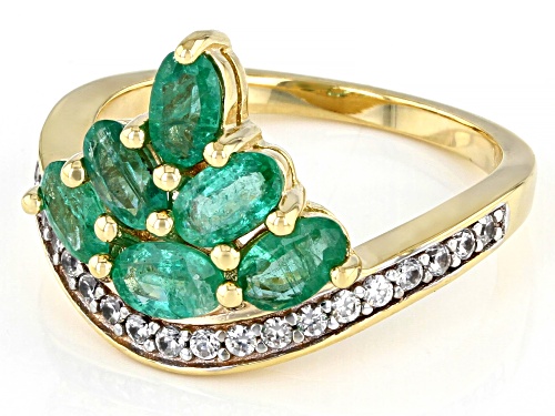 1.19ctw Oval Zambian Emerald With 0.16ctw Round White Zircon 3K Gold Ring - Size 6