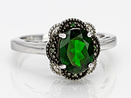 1.63ctw Oval Russian Chrome Diopside With 4 Green And 4 White Diamond Accents Sterling Silver Ring - Size 11