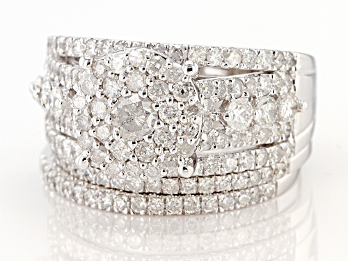 2.00ctw Round White Diamond 10K White Gold Cluster Ring With Set of 2 Bands - Size 9