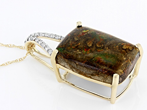 16x12mm Cushion Ammolite Doublet With .08ctw Round White Diamond Accent 14k Gold Pendant W/Chain