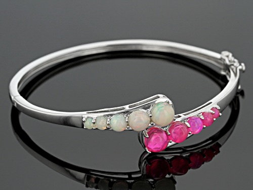 2.19ctw Round Pink And 2.11ctw Round White Ethiopian Opal Sterling Silver Hinged Bangle Bracelet - Size 7.25