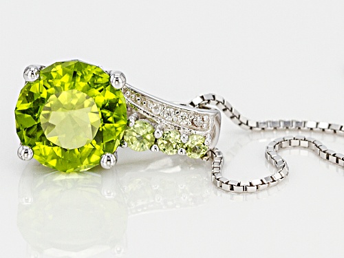2.93CTW ROUND MANCHURIAN PERIDOT™ WITH .10CTW  WHITE ZIRCON STERLING SILVER PENDANT WITH CHAIN