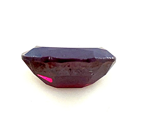 Cuprite 9.15x6.52mm Oval 3.37ct