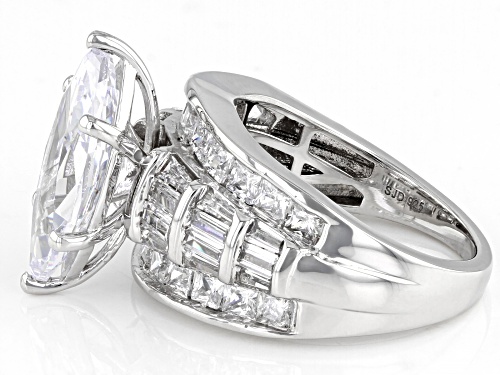 Bella Luce® 10.40ctw White Diamond Simulant Platinum Over Sterling Silver Ring(6.30ctw DEW) - Size 11