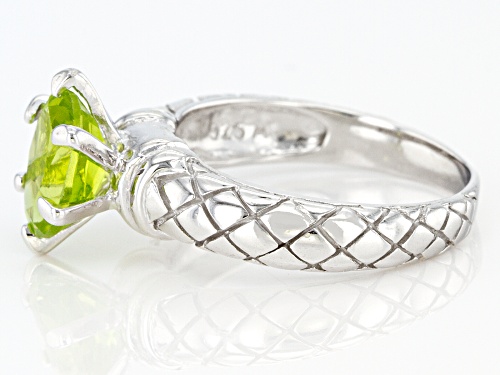 1.80ct  Peridot Rhodium Over Sterling Silver Solitaire Ring - Size 10