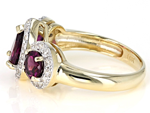 1.09ctw Pear Shape and Round Grape Color Garnet with .62ctw Round White Zircon 3-Stone 10k Gold Ring - Size 9