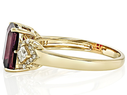 2.52ct Grape Color Garnet With 0.23ctw Moissanite 10k Yellow Gold Ring - Size 8