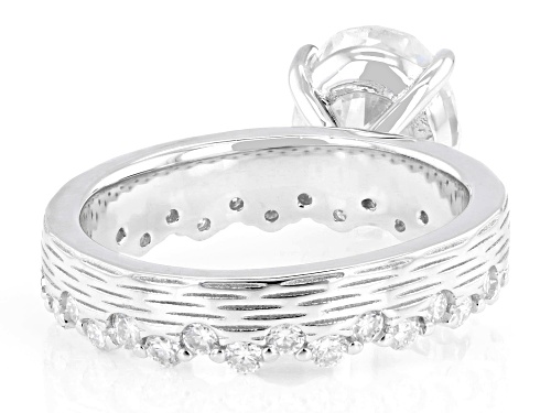 MOISSANITE FIRE® 4.02CTW DEW OVAL AND ROUND PLATINEVE® RING - Size 7