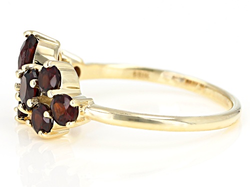 1.57tw 3mm, 4mm and 5mm Round Vermelho Garnet(TM) 10k Yellow Gold Band Ring - Size 7