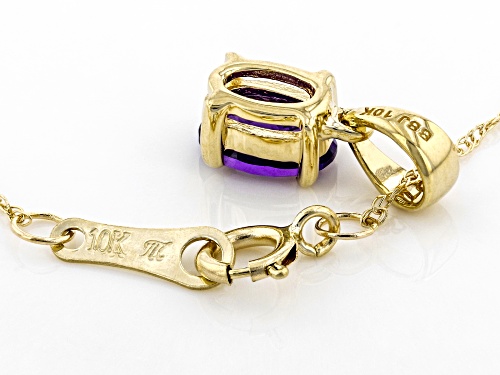 0.34ct Oval African Amethyst 10K Yellow Gold Soliatire Pendant With Chain