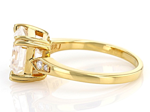 MOISSANITE FIRE® 3.98CTW DEW ASSCHER CUT & ROUND BRILLIANT 14K YELLOW GOLD OVER SILVER RING - Size 7