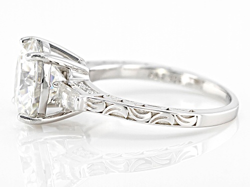 MOISSANITE FIRE® 3.94CTW DEW ROUND BRILLIANT & TAPERED BAGUETTE PLATINEVE® RING - Size 10
