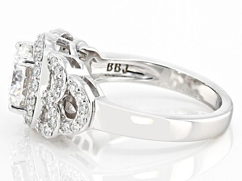 MOISSANITE FIRE(R) 2.83CTW DEW ROUND INFERNO CUT(TM) & ROUND BRILLIANT PLATINEVE(R) RING - Size 6