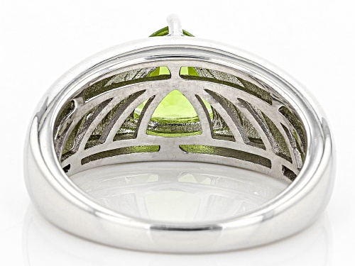 2.52ct Green Manchurian Peridot (TM) with 0.09ctw White Zircon Rhodium Over Silver Men's Ring - Size 12