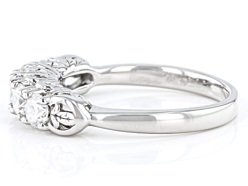 MOISSANITE FIRE® .80CTW DEW ROUND BRILLIANT PLATINEVE® RING - Size 9