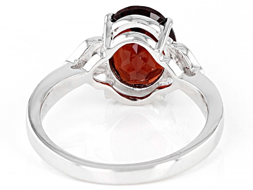 2.38ct Oval Vermelho Garnet™ with .05ctw Round White Diamond Accent Rhodium Over Silver Ring - Size 8