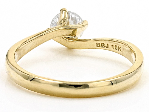 MOISSANITE FIRE(R) .50CT DEW ROUND 10K YELLOW GOLD RING - Size 6.5