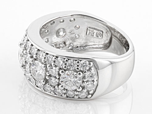 Pre-Owned MOISSANITE FIRE(R) 2.41CTW DEW ROUND PLATINEVE(R) RING - Size 7