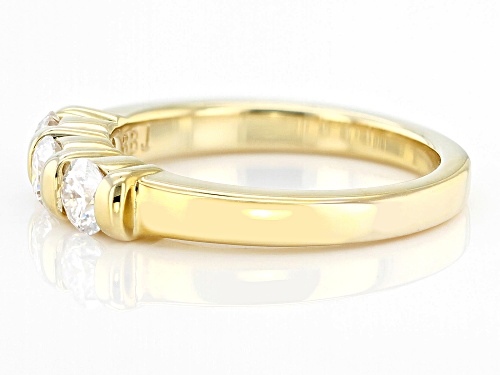Pre-Owned MOISSANITE FIRE® .69CTW DEW ROUND BRILLIANT 14K YELLOW GOLD OVER SILVER 3 STONE RING - Size 6