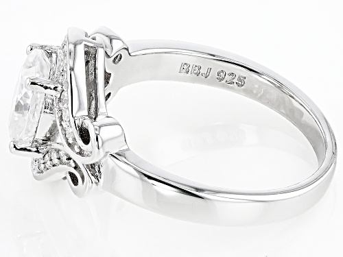 Pre-Owned MOISSANITE FIRE® 1.72CTW DEW OVAL & ROUND PLATINEVE® RING - Size 8