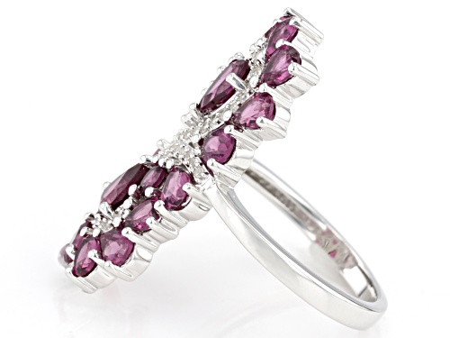 Pre-Owned 3.82ctw Mixed Shapes Raspberry Rhodolite With 0.17ctw White Zircon Rhodium Over Silver Rin - Size 6