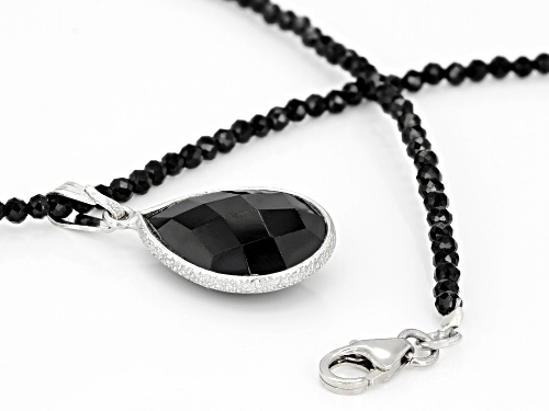 Pre-Owned 10.00ct Pear Shape Checkerboard Drop With 17.00ctw Black Spinel Rondelle Bead Silver Neckl - Size 17