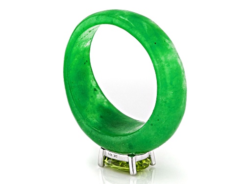 Green Jadeite with 1.15ct Manchurian Peridot™ Rhodium Over Sterling Silver Ring - Size 6