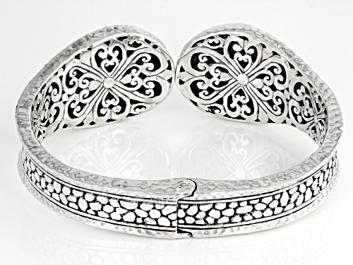 Artisan Collection of Bali™ 30x20mm Kite Shape White Mother-of-Pearl Silver Cuff Bracelet - Size 7.75